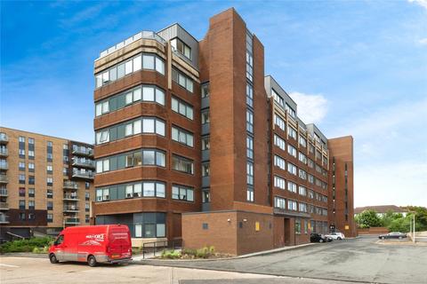 1 bedroom flat to rent, South Street, Romford, RM1