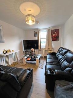 1 bedroom flat to rent, Warrens Close, Irthlingborough, NN9