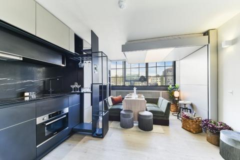 Studio to rent, 826, New York House 2 HA9