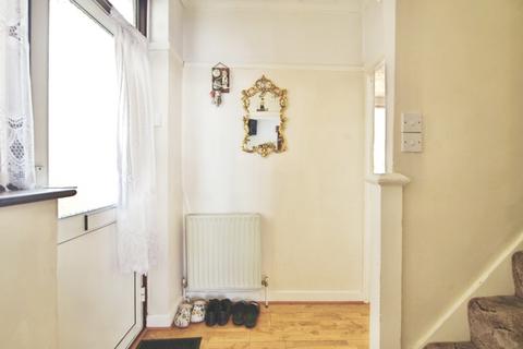 3 bedroom semi-detached house for sale, Devonia Gardens, London, N18