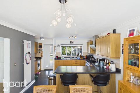4 bedroom detached house for sale, Granary End, Witchford