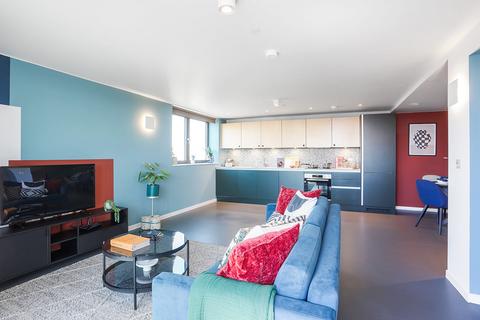 2 bedroom flat to rent, Balfron Tower, 7 St Leonards Road, London E14 0UY
