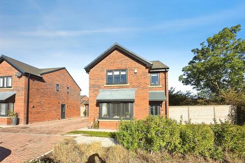 4 bedroom detached house for sale, Glinka Grove, Darlington, DL2