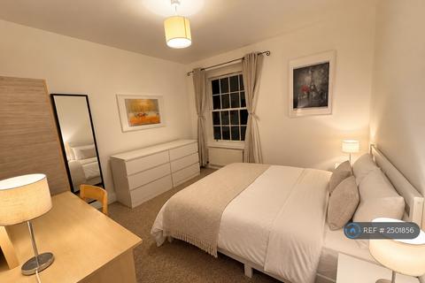 1 bedroom flat to rent, Walker House, London, NW1