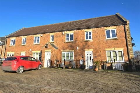 2 bed flat/apartment for rent in Levington Court, Kirklevington, Yarm