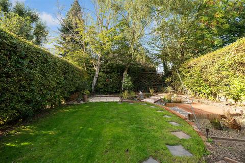 3 bedroom semi-detached house for sale, Meadow Head Drive, Meadowhead, Sheffield, S8 7TQ