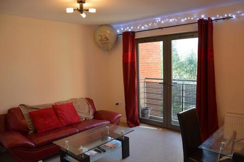 2 bedroom flat to rent, 30 Bournbrook Court, B5 7SQ