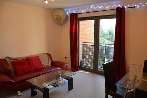 2 bedroom flat to rent, 30 Bournbrook Court, B5 7SQ