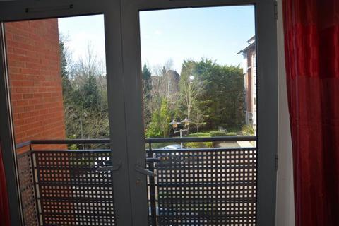 2 bedroom flat to rent, 30 Bournbrook Court, B5 7SQ