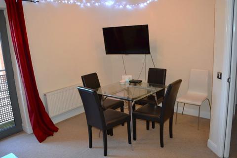2 bedroom flat to rent, 30 Bournbrook Court, B5 7SQ