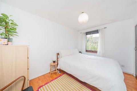 2 bedroom semi-detached house for sale, Trothy Road, London SE1