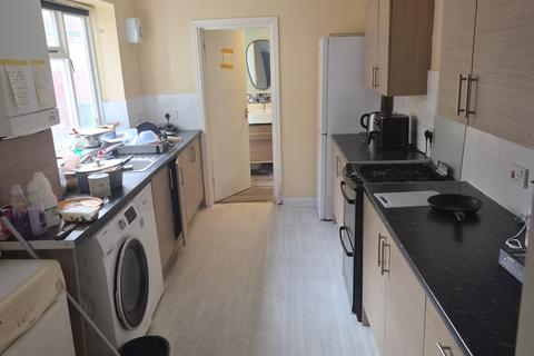 Flat share to rent, Briery Vale Road