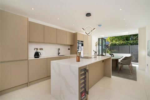 4 bedroom terraced house to rent, Porchester Terrace, London W2