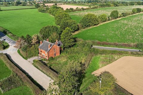6 bedroom cottage for sale, 1 & 2 Dale Cottages, No Mans Lane, Risley, Derby