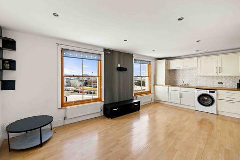 1 bedroom flat to rent, East Cliff, Dover, CT16