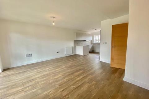 2 bedroom flat to rent, Barnsletts, Rotherfield Greys, Henley-on-Thames, RG9