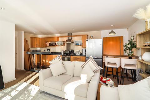 2 bedroom flat for sale, Chepstow Road, Newport, NP19