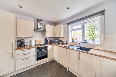 2 bedroom bungalow for sale, Mon Crescent, Southampton SO18