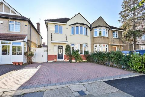 3 bedroom semi-detached house for sale, Courtfield Avenue, Harrow, HA1