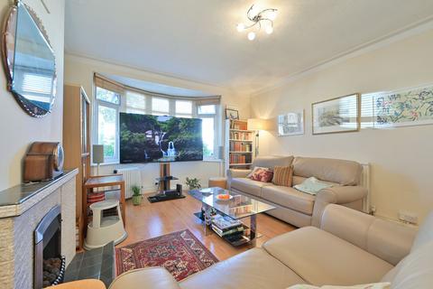 3 bedroom semi-detached house for sale, Courtfield Avenue, Harrow, HA1