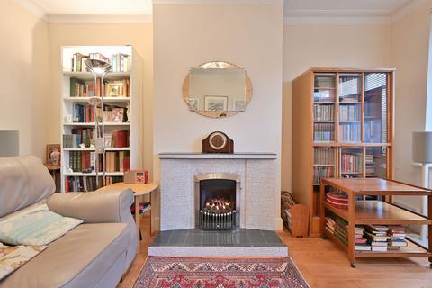 undefined, Courtfield Avenue, Harrow, HA1