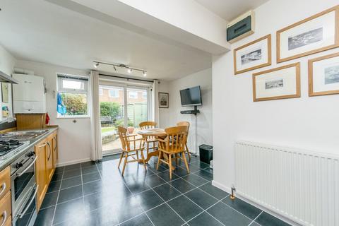 2 bedroom semi-detached bungalow for sale, Southfield Court, Highburton, HD8