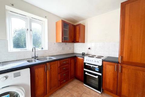 2 bedroom apartment for sale, Ascot Court, Hampshire GU11