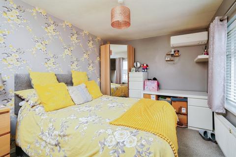 2 bedroom terraced house for sale, Keble Road, Bicester