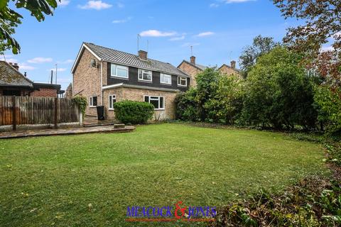 3 bedroom end of terrace house for sale, Hanging Hill Lane, Hutton, Brentwood