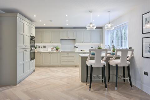 4 bedroom detached house for sale, Shelvers Way, Tadworth, Surrey, KT20