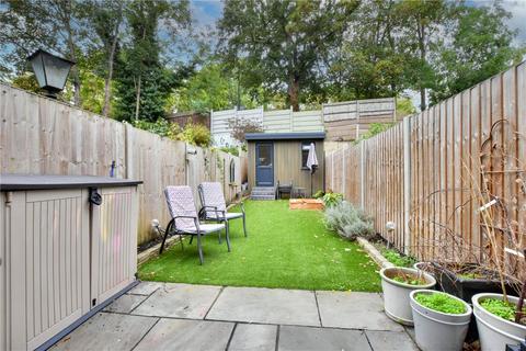 3 bedroom terraced house for sale, Hurren Close, Blackheath, London, SE3