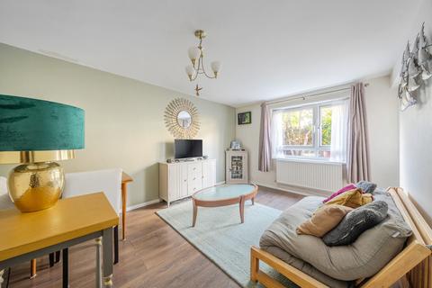 1 bedroom apartment for sale, Holywell Close, London