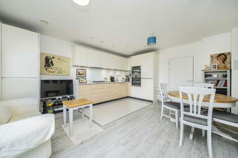 1 bedroom flat for sale, Regiment Hill, London NW7