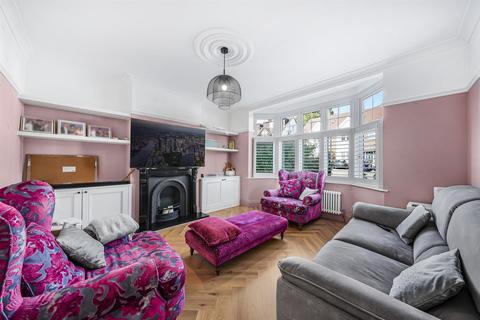 4 bedroom semi-detached house for sale, Connaught Avenue, London E4