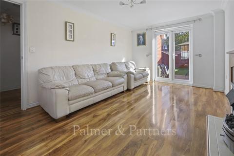 4 bedroom detached house to rent, Celestion Drive, Ipswich, Suffolk, IP3