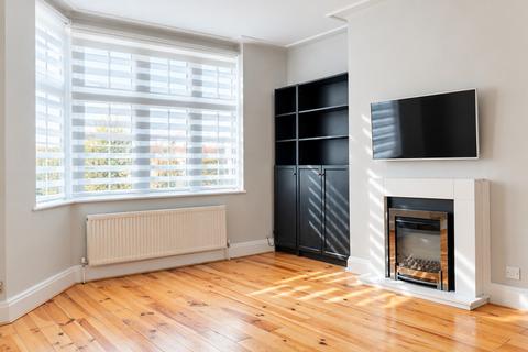 4 bedroom terraced house for sale, Florence Street, London, NW4