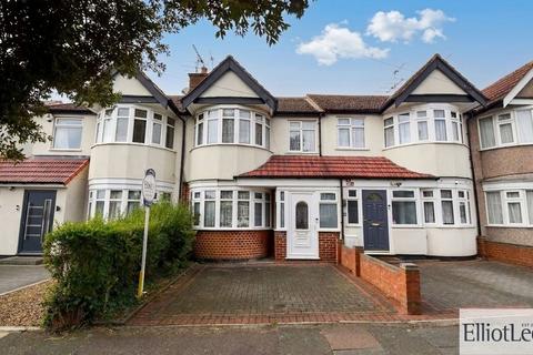 3 bedroom terraced house for sale, Kings Road, Harrow HA2