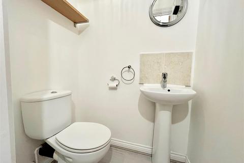 2 bedroom duplex for sale, Curzon Place, Gateshead