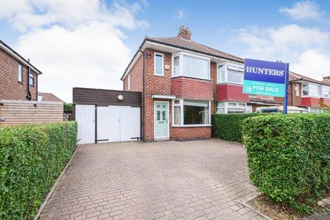 3 bedroom semi-detached house for sale, Reighton Avenue, York