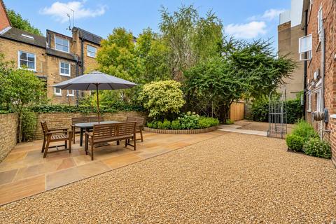 3 bedroom flat for sale, Dancer Road, Fulham, London, SW6