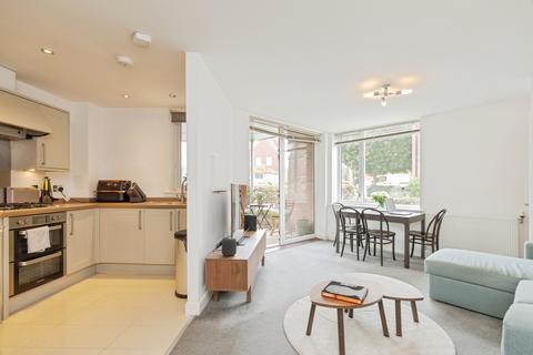 2 bedroom flat for sale, Spring Walk, Tunbridge Wells, Kent, TN4