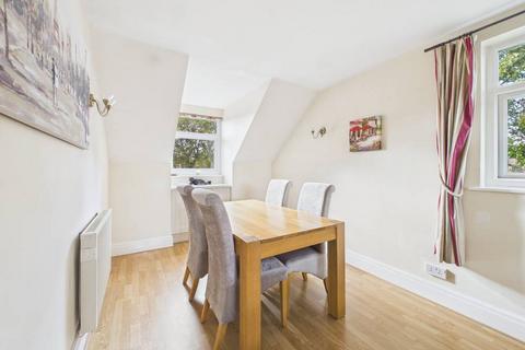 2 bedroom apartment for sale, Grayburn Court, Beverley, HU17 8JP