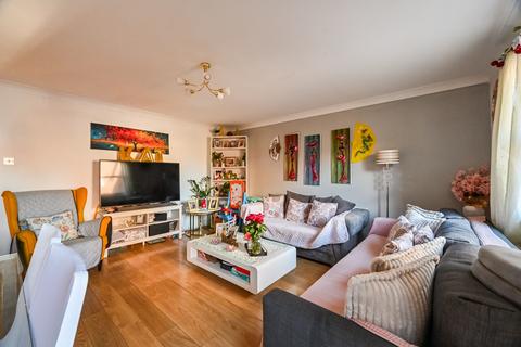 3 bedroom terraced house for sale, Lockesfield Place, London, E14