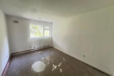 2 bedroom flat for sale, 22 Parklands Road, Wednesbury, WS10 7TL
