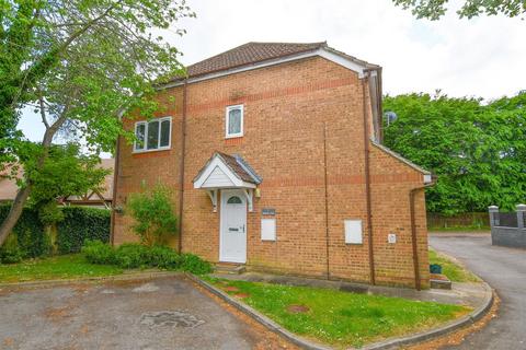 1 bed flat/apartment for rent in Baytree Close, Park Street, AL2
