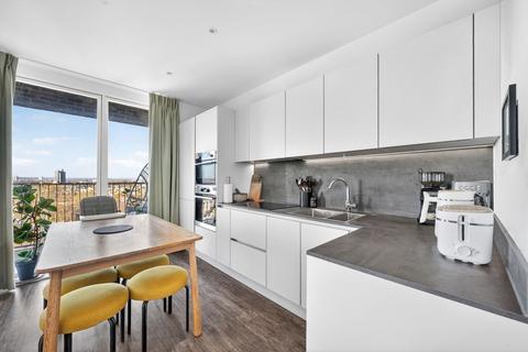 undefined, Barbel Court, Clapton Common, E5
