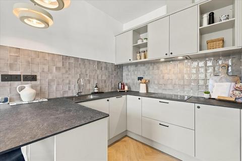 3 bedroom apartment for sale, Yeldham Road, Hammersmith, London, W6