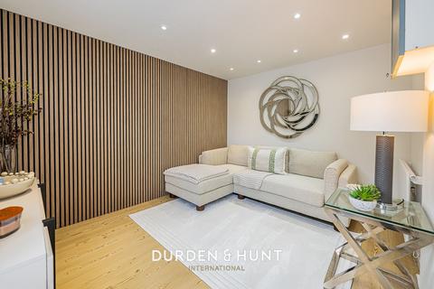4 bedroom detached house for sale, Nursery Road, Loughton, IG10