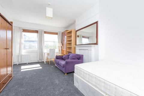1 bedroom flat to rent, South Villas, London, NW1