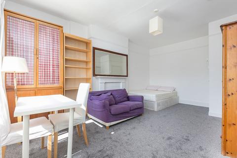 1 bedroom flat to rent, South Villas, London, NW1